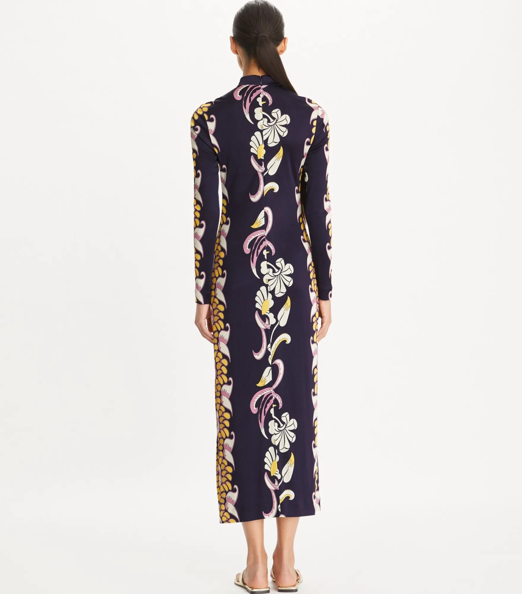 BEDRUCKTES JERSEYKLEID MIT STEHKRAGEN