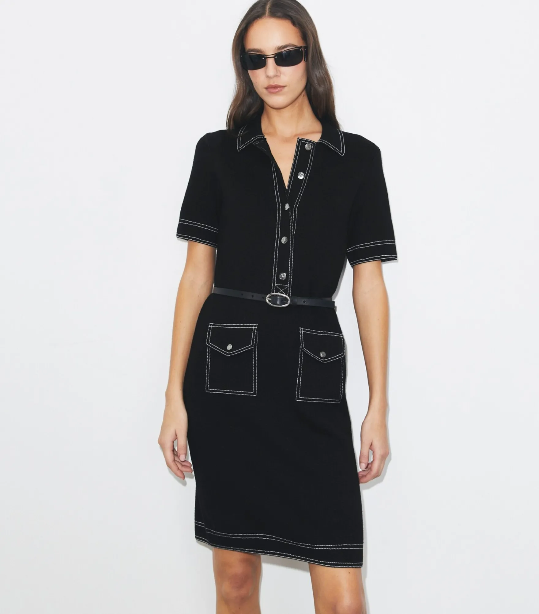 CAMP-KLEID AUS WOLLE MIT STEPPNÄHTEN