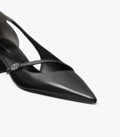 D'ORSAY PUMPS MIT DOPPEL-T-SCHNALLE