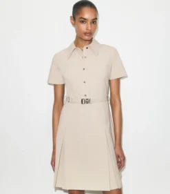 ELASTISCHES GOLFKLEID