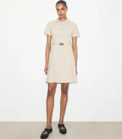 ELASTISCHES GOLFKLEID