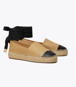 ESPADRILLE MIT ZEHENKAPPE