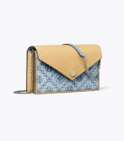 GELDBÖRSE IM KUVERT-STIL AUS DENIM MIT T-MONOGRAMM UND KETTE