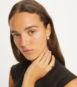 ICON PAVÉ-RING MIT T-MONOGRAMM