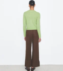 JEANS MIT GERADEM BEINSCHNITT UND UMSCHLAG