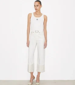 JEANS MIT T-MONOGRAMM, KONTRASTIERENDEM UMSCHLAG UND GERADEM BEINSCHNITT