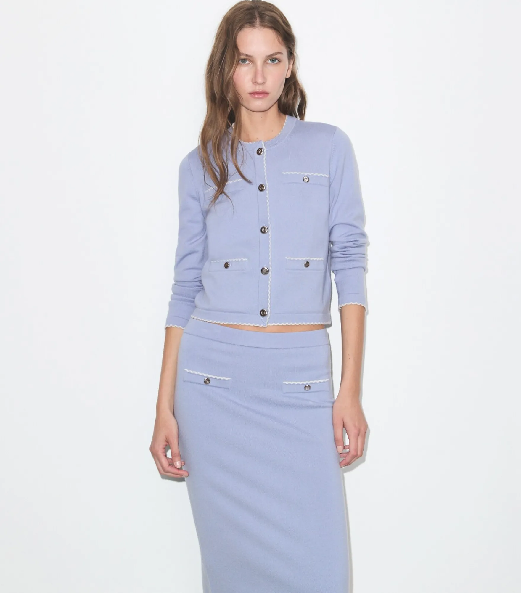KENDRA CARDIGAN AUS WOLLE MIT WELLENKANTE