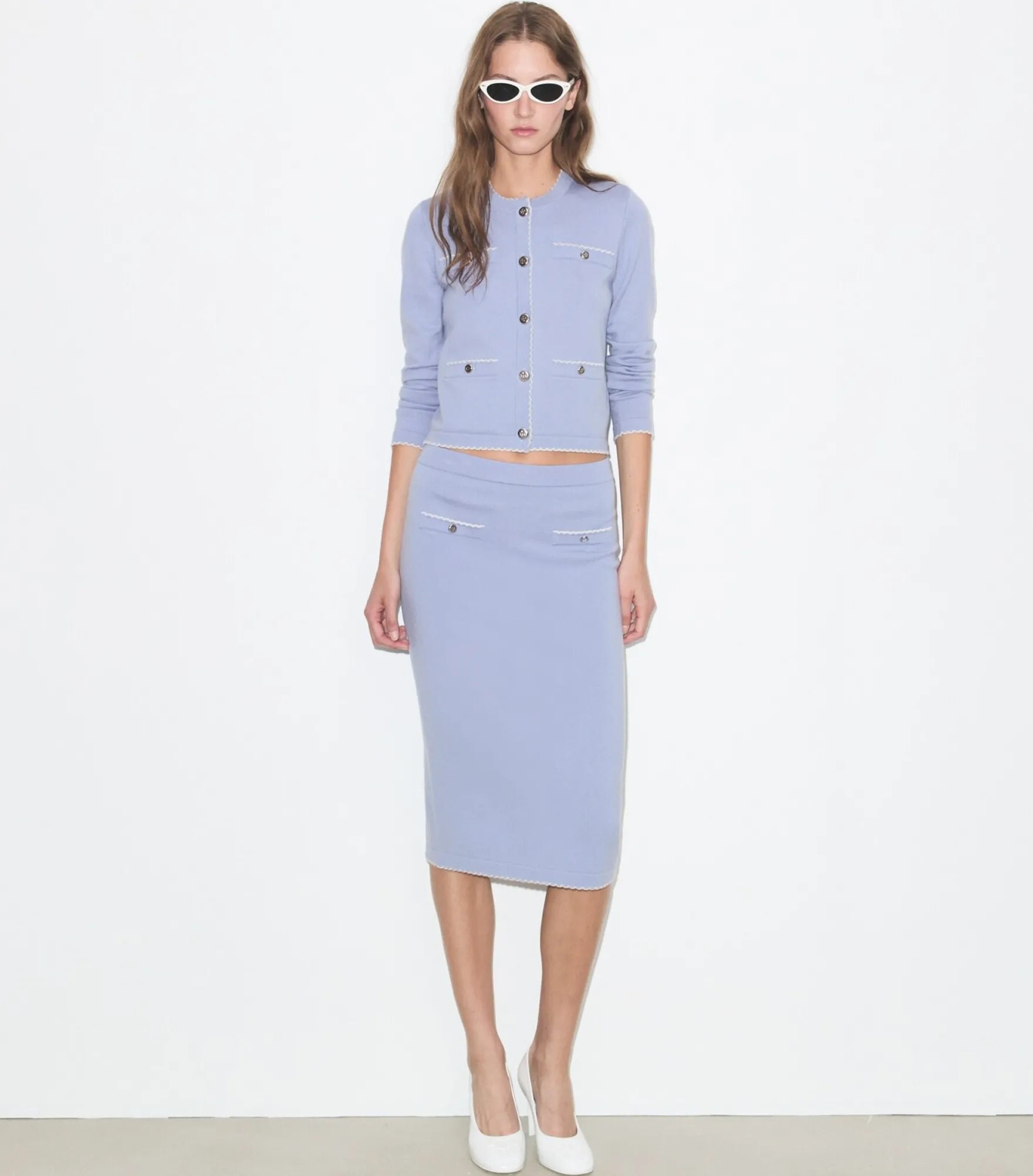 KENDRA CARDIGAN AUS WOLLE MIT WELLENKANTE