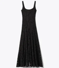 KLEID AUS FLORALER SPITZE