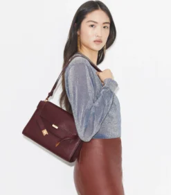 LEE RADZIWILL SCHULTERTASCHE AUS STRUKTURLEDER