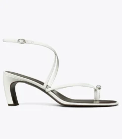 RIEMCHENSANDALETTE MIT PIERCINGDETAIL