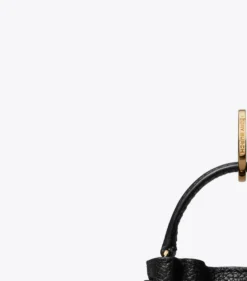 ROMY BUCKET BAG MIT ANHÄNGER