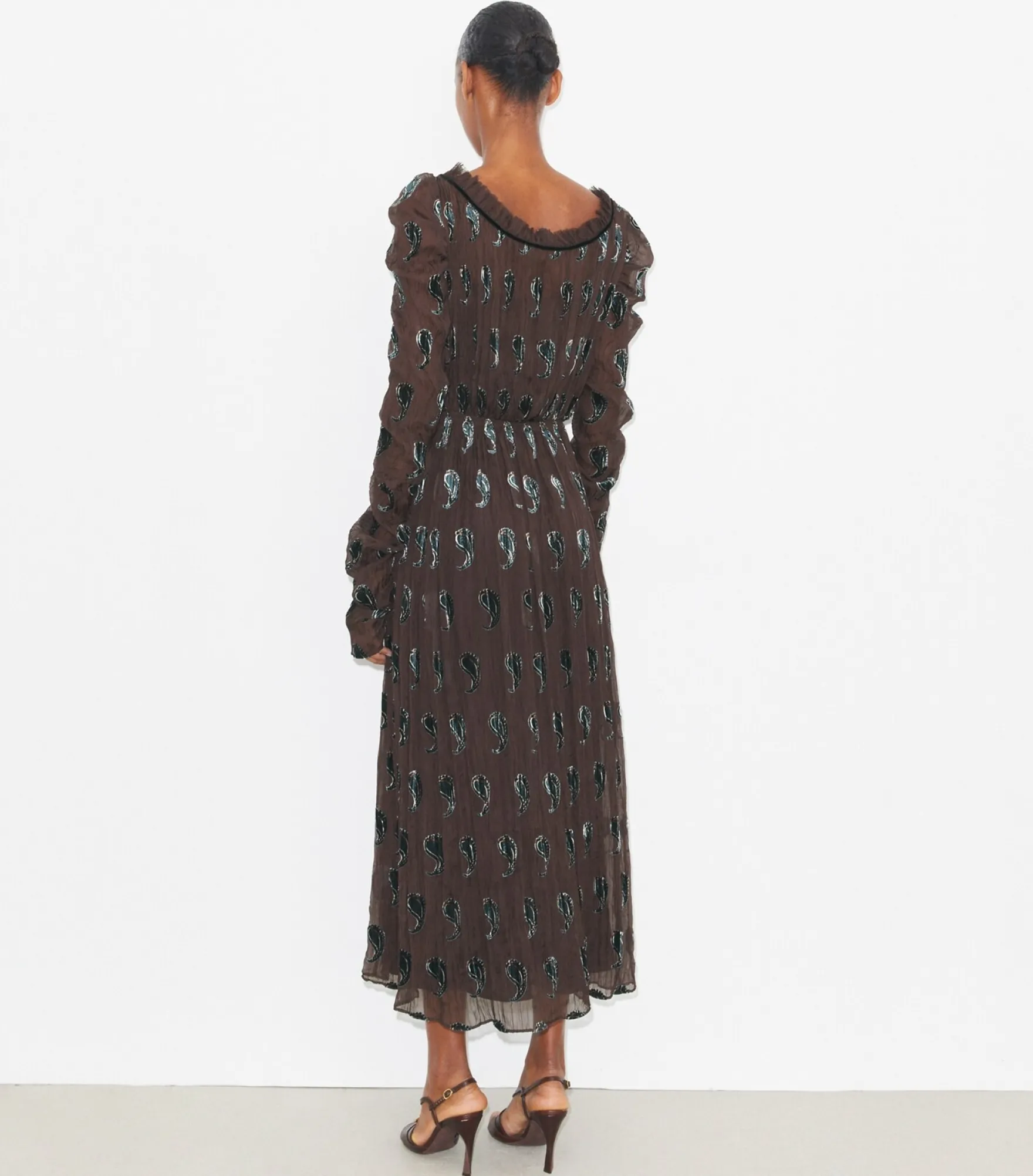 RUCHED VELVET DRESS