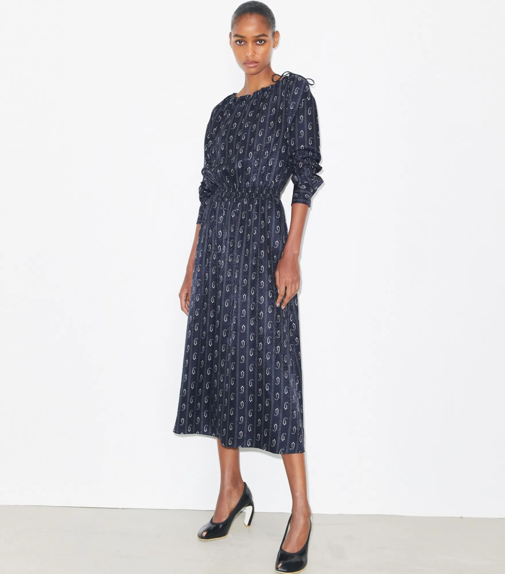 SEIDENKLEID