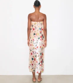 TRÄGERLOSES PAILLETTENKLEID