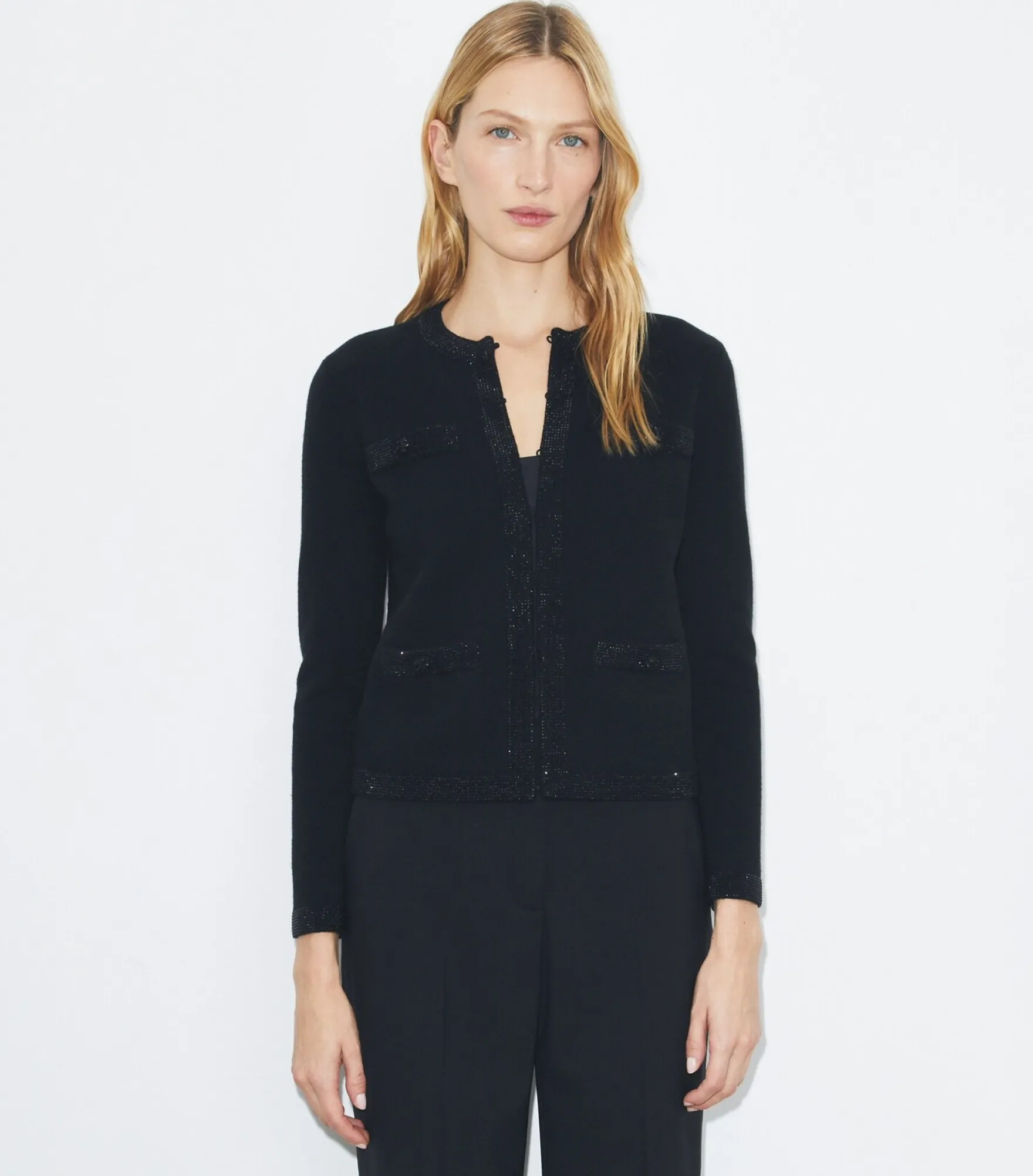 VERZIERTER KENDRA CARDIGAN AUS WOLLE