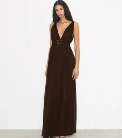 VISKOSEKLEID MIT V-AUSSCHNITT