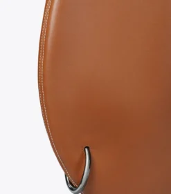 WEICHE TASCHE MIT PIERCINGDETAIL