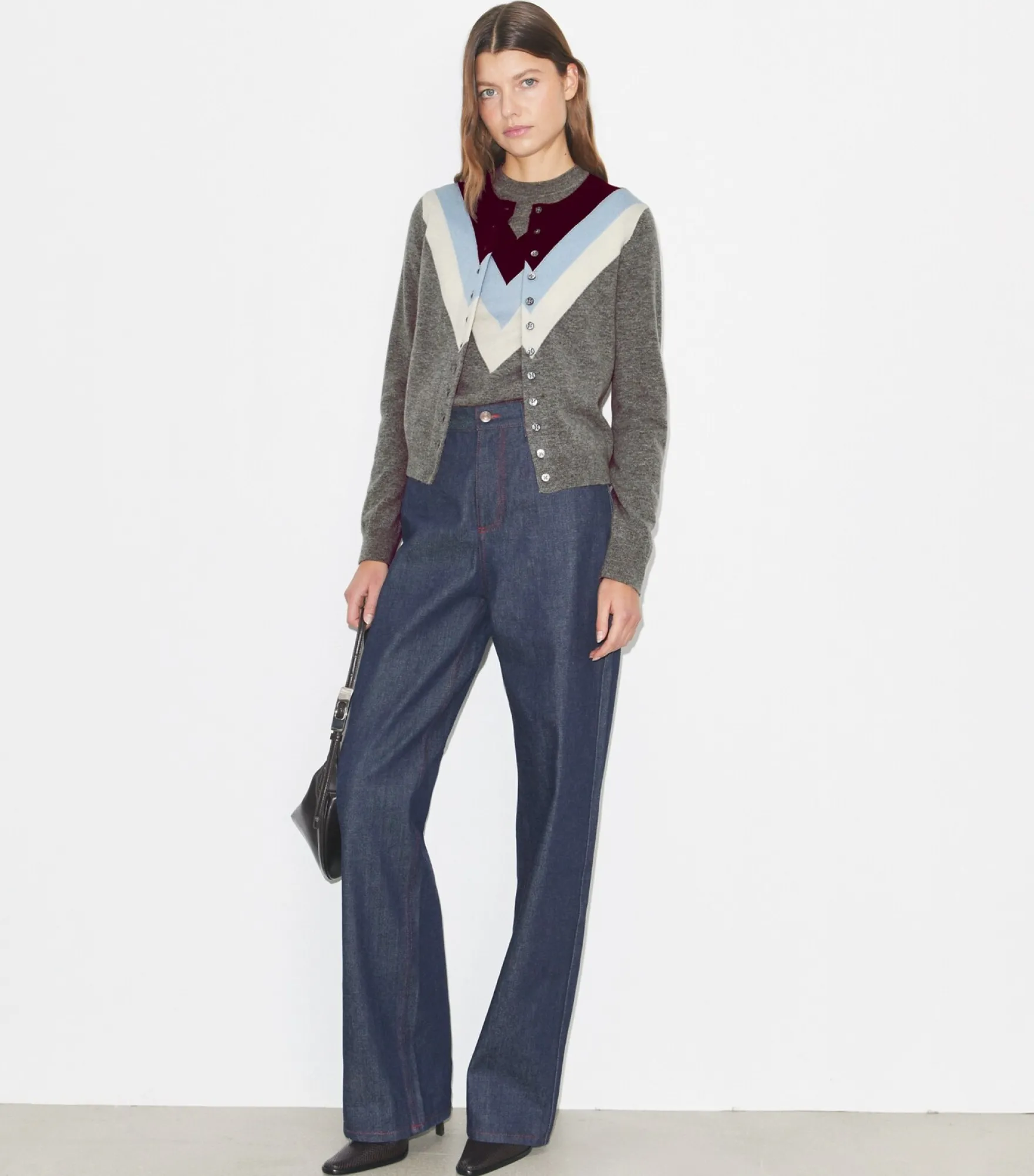 WOLLCARDIGAN MIT CHEVRONMUSTER